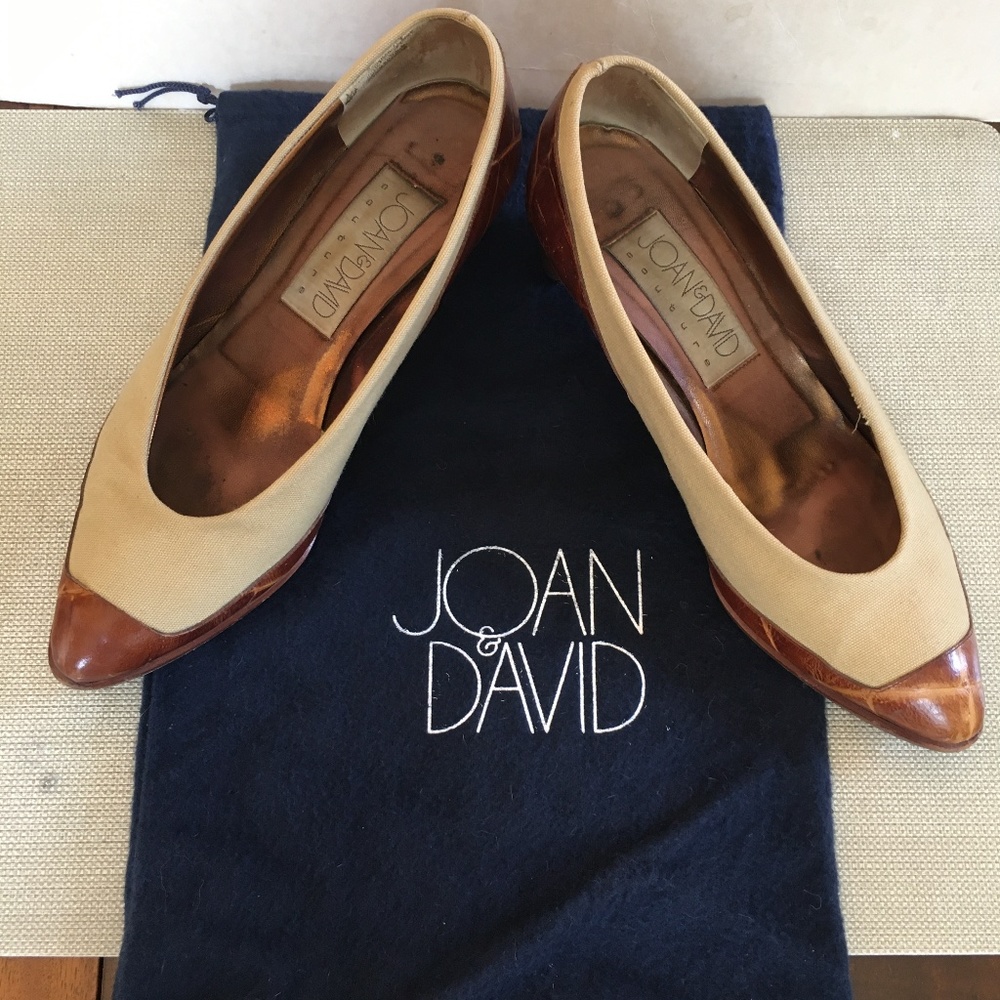 JOAN & DAVID COUTURE Spectator Pumps; Khaki Canvas & Brown Leather; 7-1/2 M